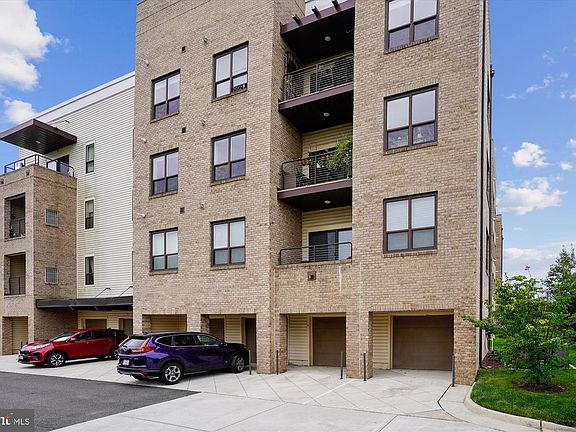 2nd image of 8960 Fascination Ct APT 215