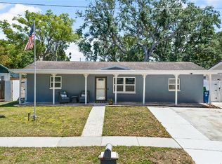 9653 Golden Grove St, Seminole, FL 33772