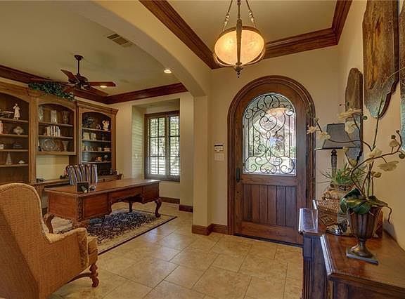 3rd image of 6724 Medinah Dr