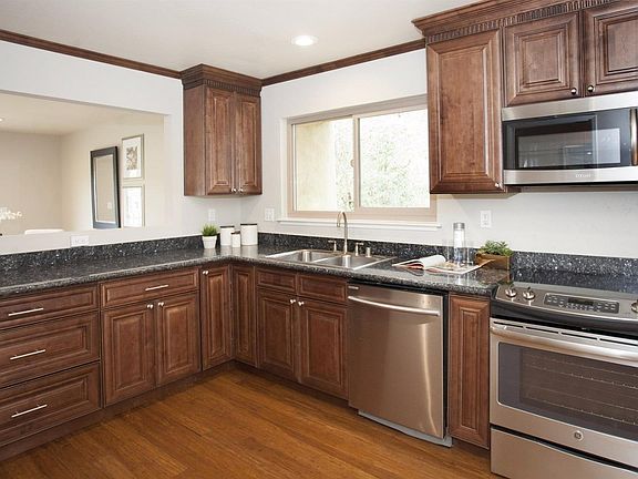 5th image of 4050 Farm Hill Blvd APT 1
