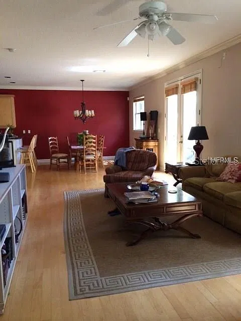 3 bed, 2.5 bath, 1920 sqft, $3,995 — Photo 4