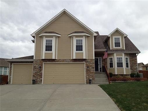 1st image of 18101 Guinevere Ct