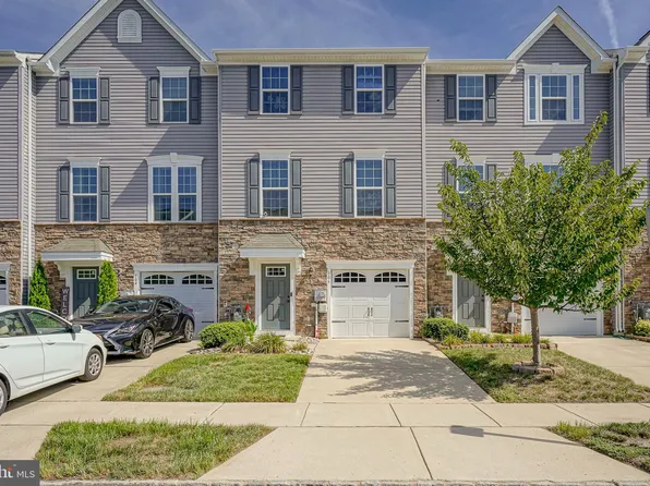 106 Meridian Ln, Sewell, NJ 08080