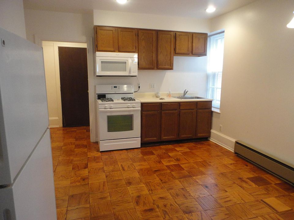 Kitchen and dining room without furniture