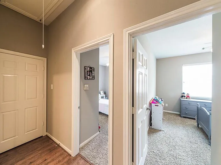 24023 Northshire Ln — Photo 21