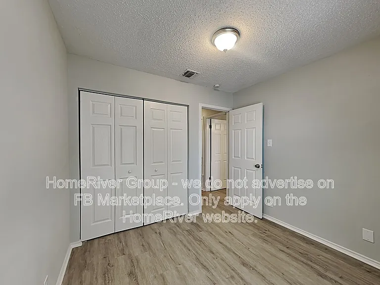 911 Hickory Hill Dr — Photo 14