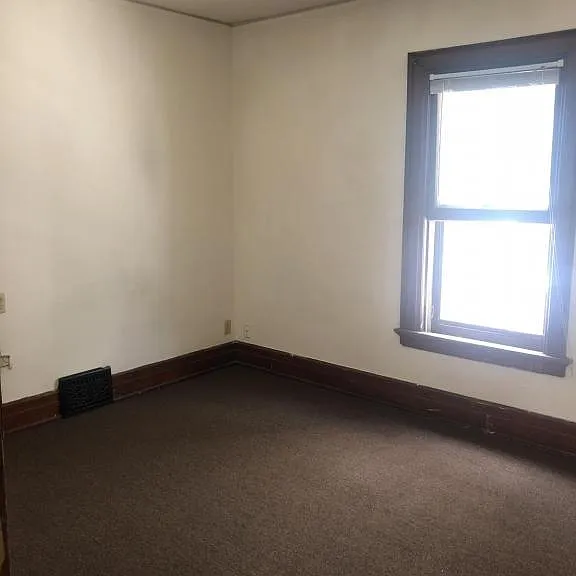 2959 N Murray Ave — Photo 8