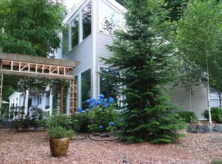 65 Big Bear Pl NW, Issaquah, WA 98027