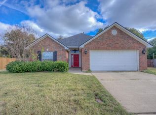 407 Whitefield Ct, Bossier City, LA 71112