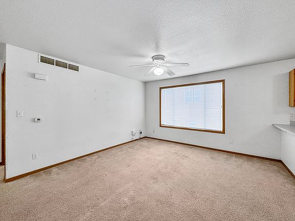 5th image of 211 S Kellogg Ave Unit 3