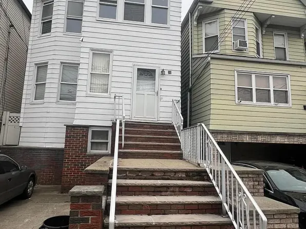 31 W 52nd St Floor 2, Bayonne, NJ 07002