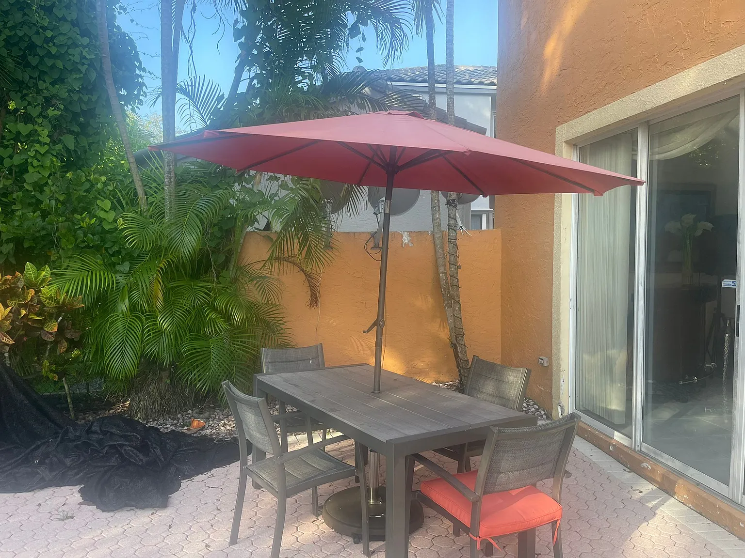 1 bed, 600 sqft, $1,200 — Photo 4