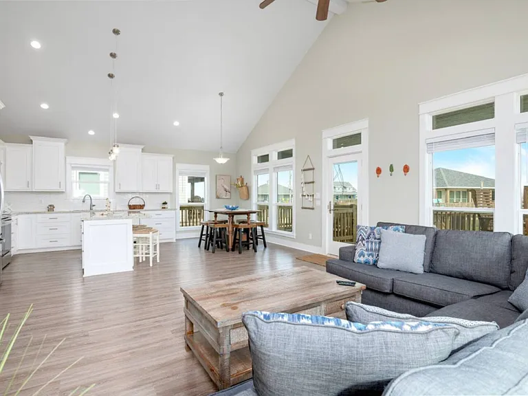 Gulf Shores Dr — Photo 31