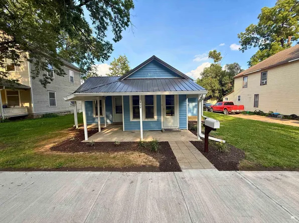408 Poplar St, Wamego, KS 66547