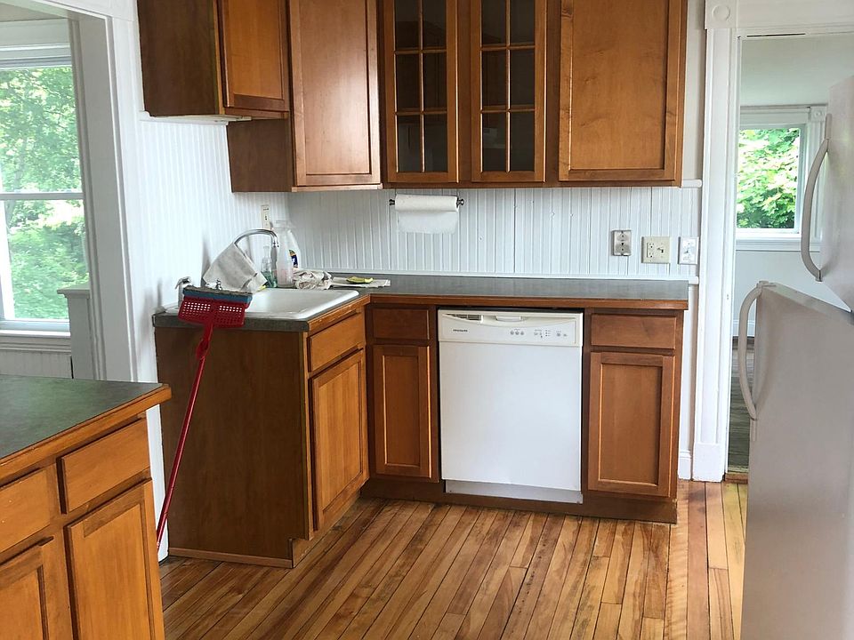 1st image of 14 Farley St