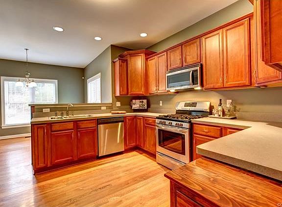 3rd image of 17175 Katy Ln