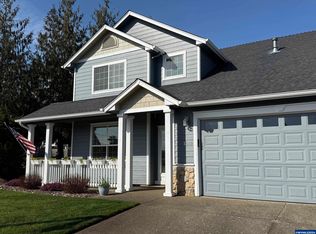 1013 NE Pine View Dr, Sublimity, OR 97385