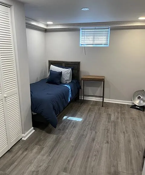 410 Moseley Dr — Photo 12