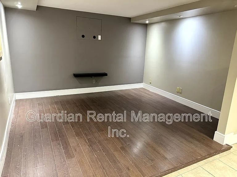 84 Elm St #2 — Photo 5