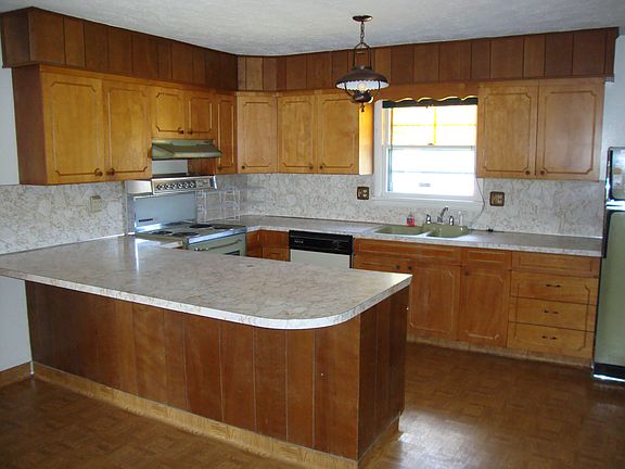 2nd image of 920 K St