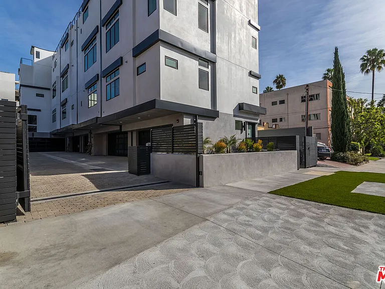 1318 N Vista St — Photo 30