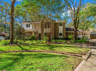 7 Elwood Hills Ct, The Woodlands, TX 77381