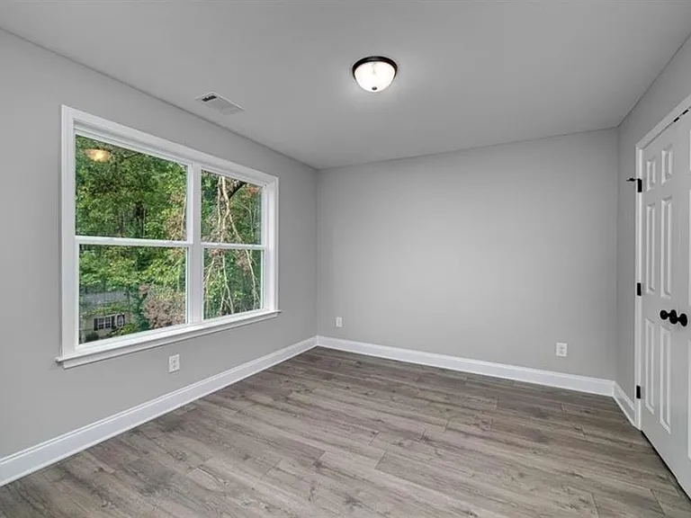 6290 Akins Way — Photo 16