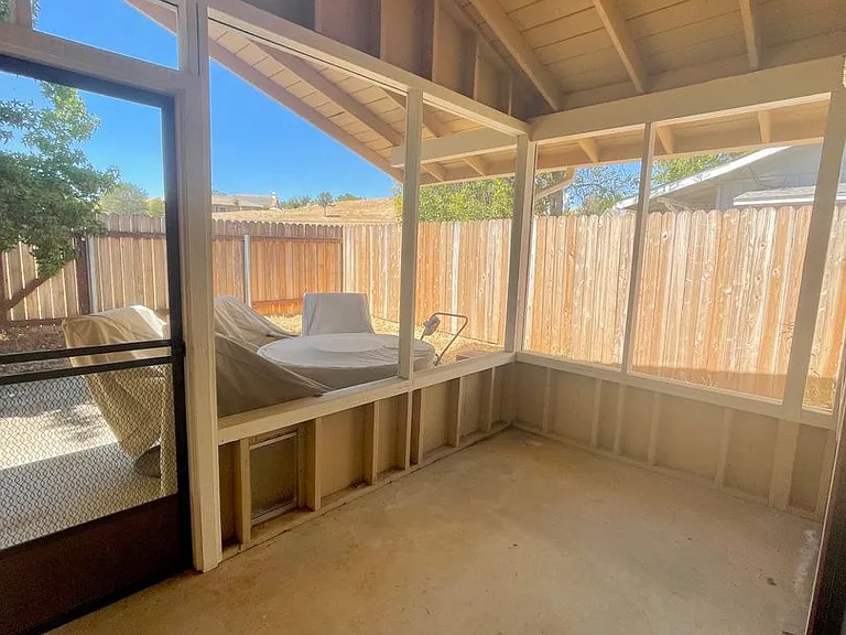 4929 Sparrow Hawk Ln — Photo 16