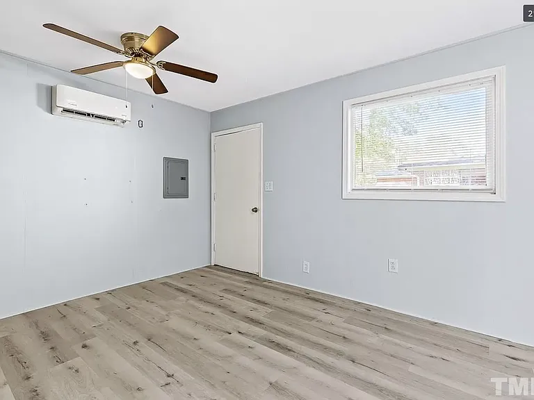 601 Berkshire Dr — Photo 1