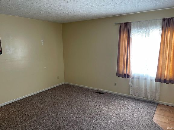 5th image of 302 S Wilmington Ct #302