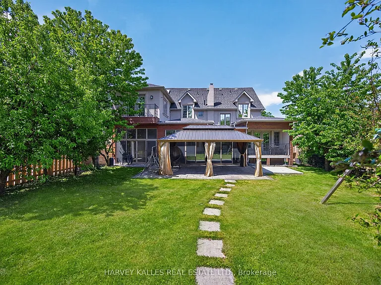 17 Lockheed Blvd — Photo 42