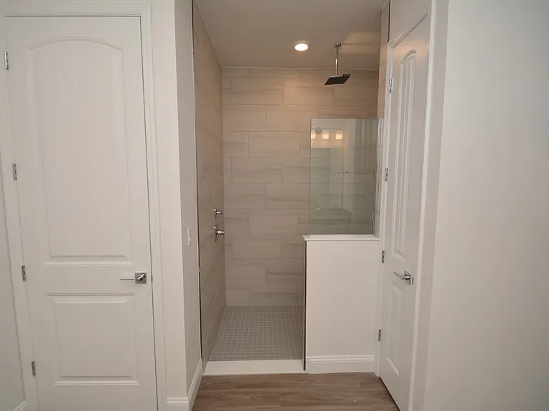 102 Brittany Ln — Photo 21