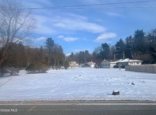 L34 Woodin Road, Halfmoon, NY 12065