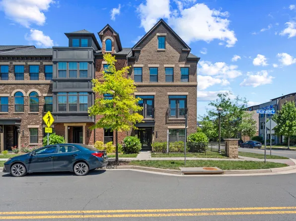 22428 Philanthropic Dr, Ashburn, VA 20148