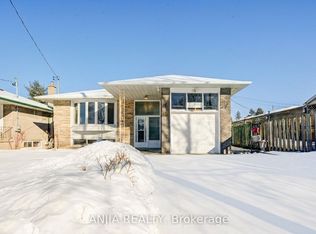 36 Birchard St, Toronto, ON M1T1Z2