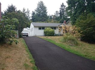 8424 Fauntleroy Pl SW, Seattle, WA 98136