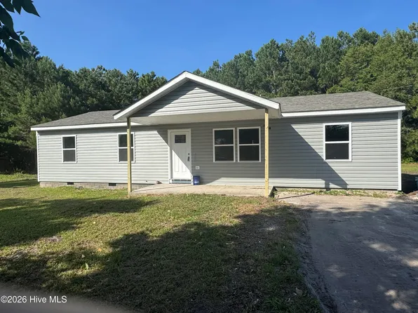 56 Riegel Drive, Hubert, NC 28539