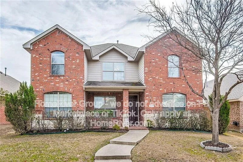 6 bed, 4.0 bath, 3279 sqft, $3,000 — Photo 1
