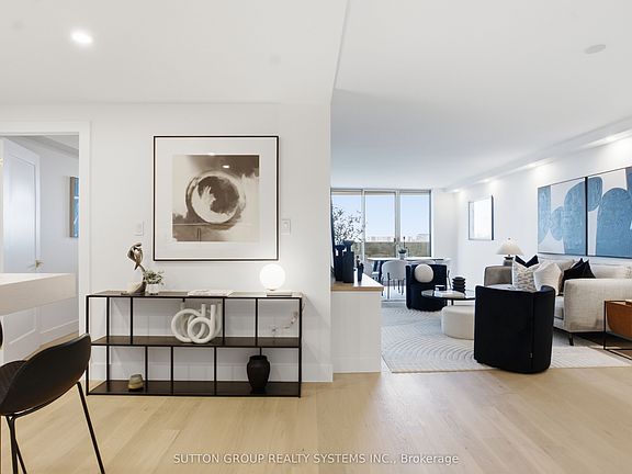 3rd image of 812 Burnhamthorpe Rd #1504