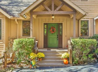 49 Hidden Ln, Sapphire, NC 28774