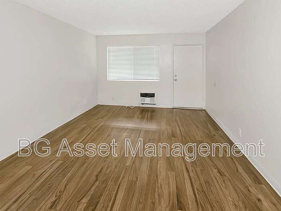 2nd image of 424 San Marco St APT 1