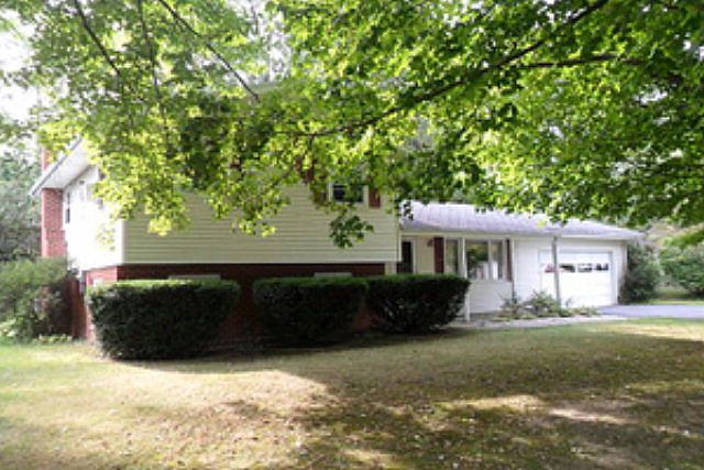 1st image of 953 Ramsey Dr