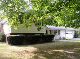 953 Ramsey Dr, Mansfield, OH 44905