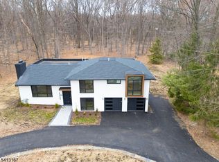 156 Park Rd, Parsippany, NJ 07054