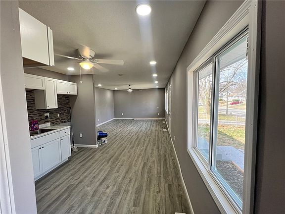 3rd image of 80 Phillips Dr