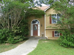 1322 Cooper Rd, Snellville, GA 30078