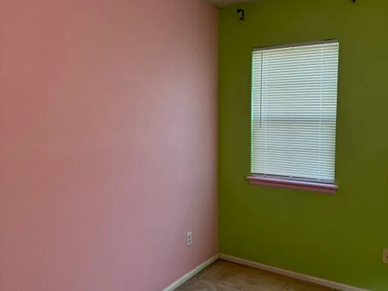 13819 Fillmore St — Photo 7