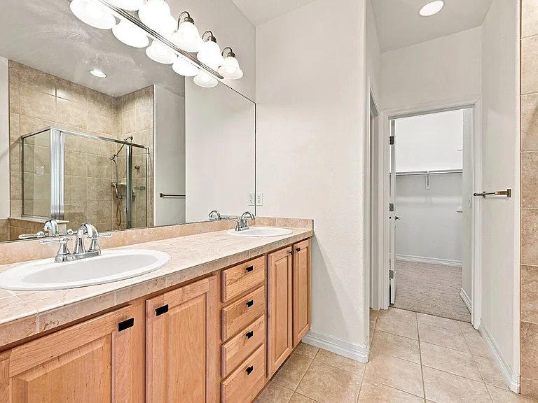 9217 Kornbrust Cir — Photo 18