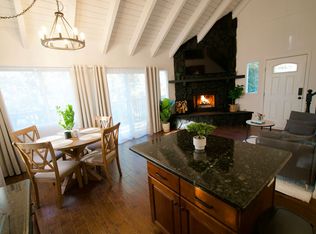 1090 Chateau Dr, Crestline, CA 92325