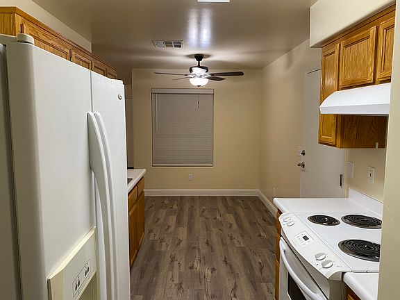 5th image of 725 Greenwood Meadow Ln Unit 2